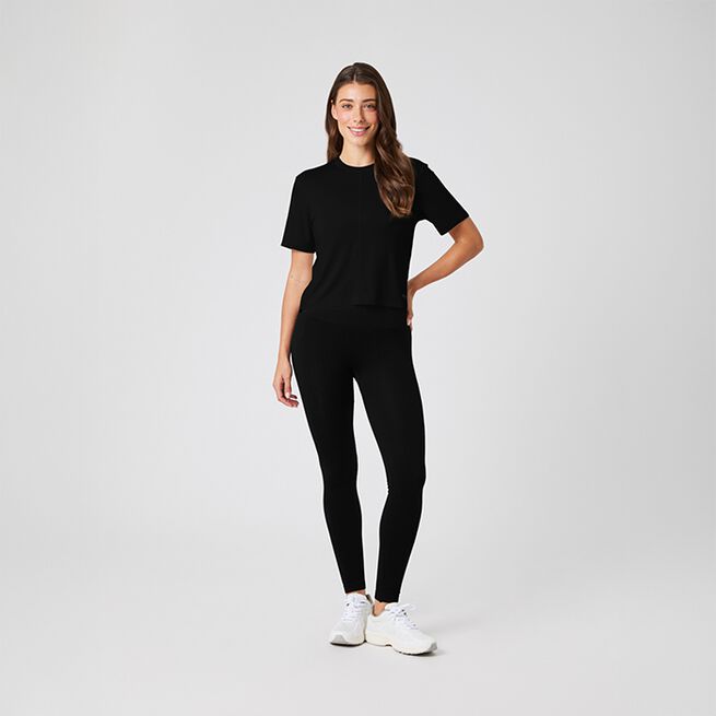 Studio Soft Cropped T-shirt Svart