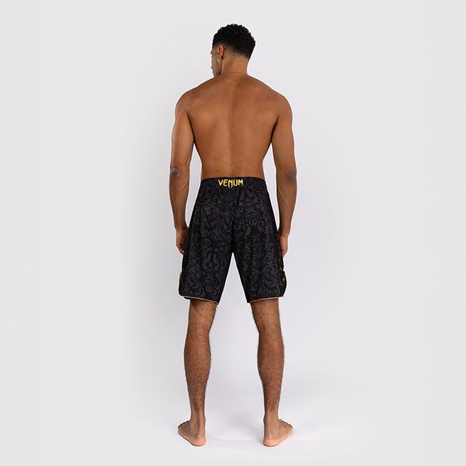 Venum x Ilia Topuria Unmatched Fightshorts Svart Gull