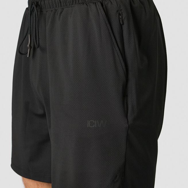 Stride Shorts, Black