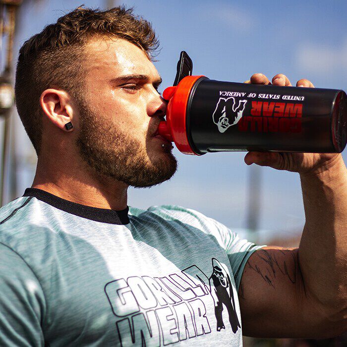 Shaker XXL Svart/R&oslash;d 1000 ml