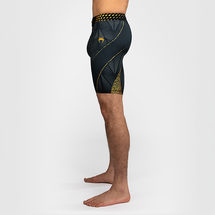 UFC Zenith by Venum Fight Night Vale Tudo Shorts Svart Gull