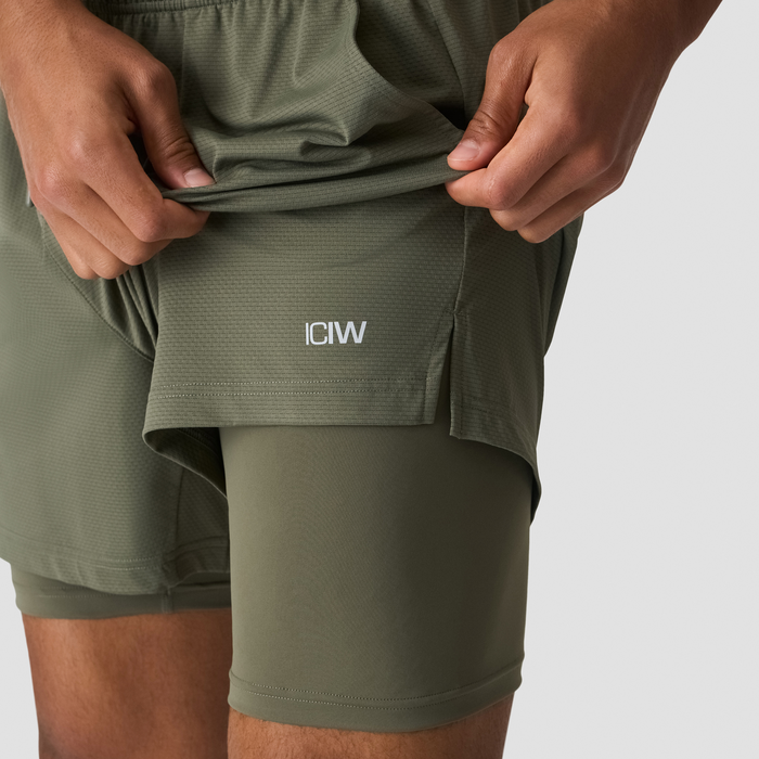 Stride 2-i-1 Shorts Gr&oslash;nn