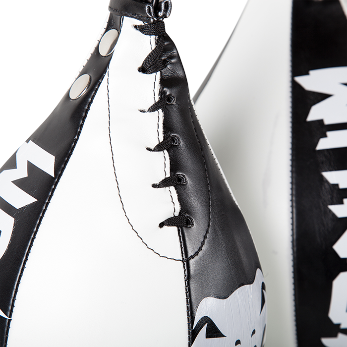 Venum Speed ​​​​Bag Bokseball L&aelig;r Svart/Hvit L