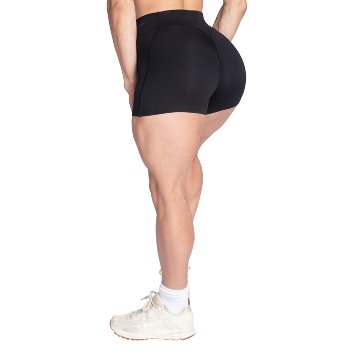 Empowered Shorts Svart