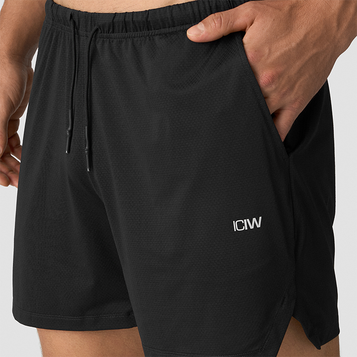 Stride Shorts Svart