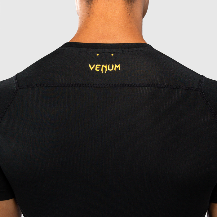 Venum G-Core Short Sleeve Rashguard Black/Gold
