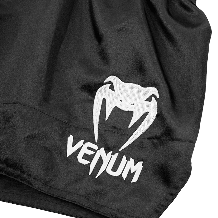 Classic Muay Thai Shorts Svart/Hvit