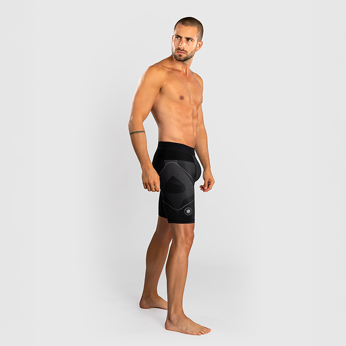 Nexus Vale Tudo-Shorts Svart S&oslash;lv
