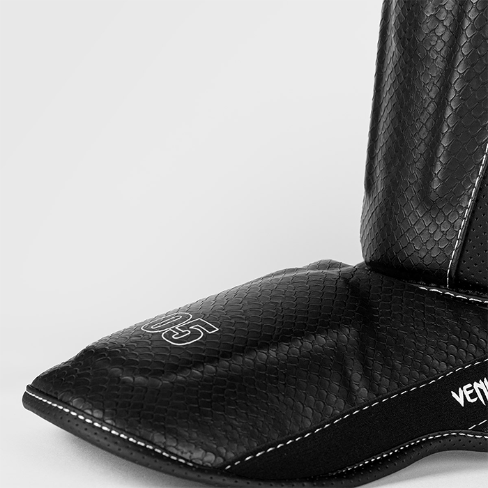 Impact Evo Scales Leggbeskyttere Svart