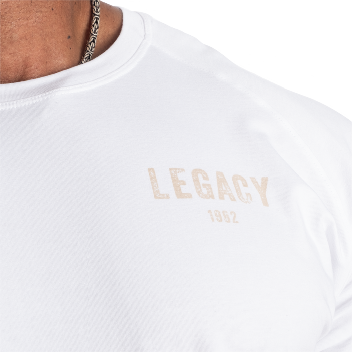 1982 Raglan T‑Skjorte Hvit Beige