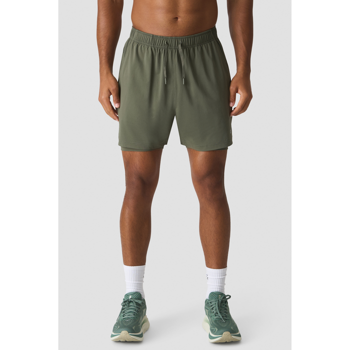 Stride 2-i-1 Shorts Gr&oslash;nn
