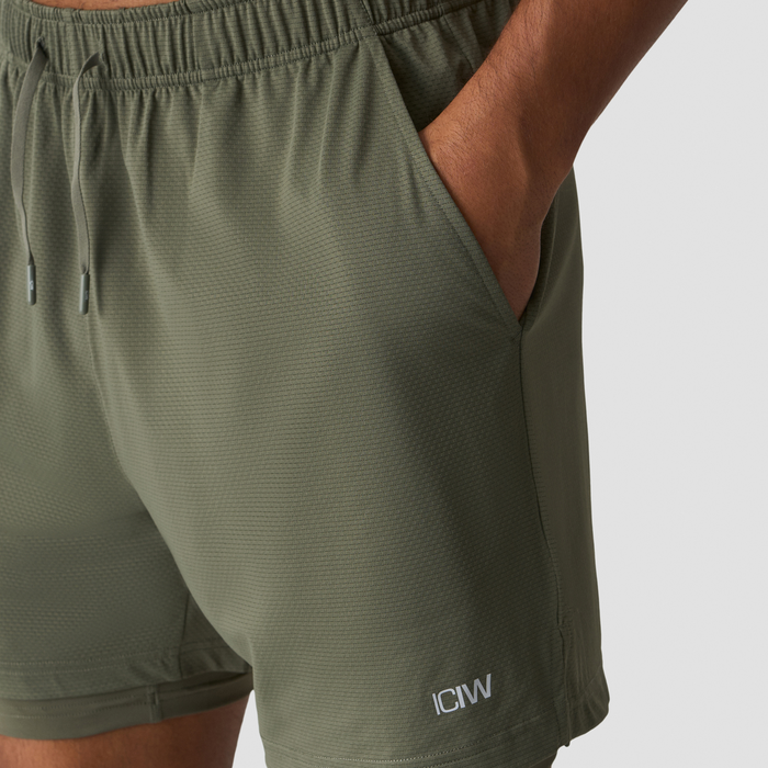 Stride 2-i-1 Shorts Gr&oslash;nn
