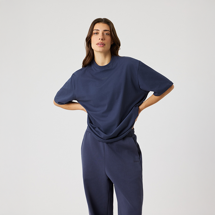 Studio Oversized T‑skjorte Gr&aring;